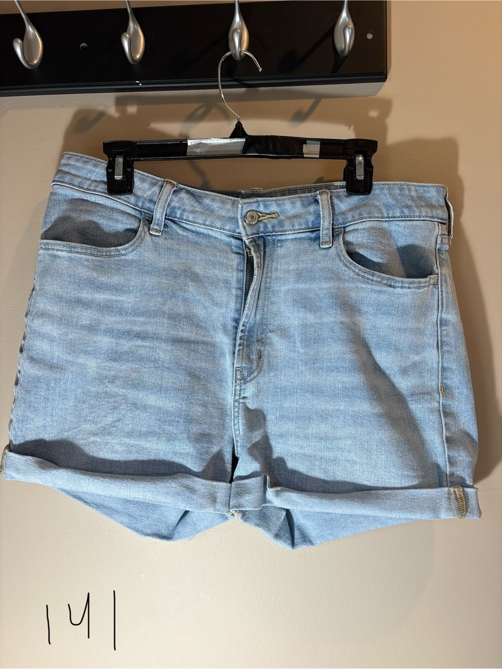 Light Wash Denim Shorts - Women's Casual Roll Cuff